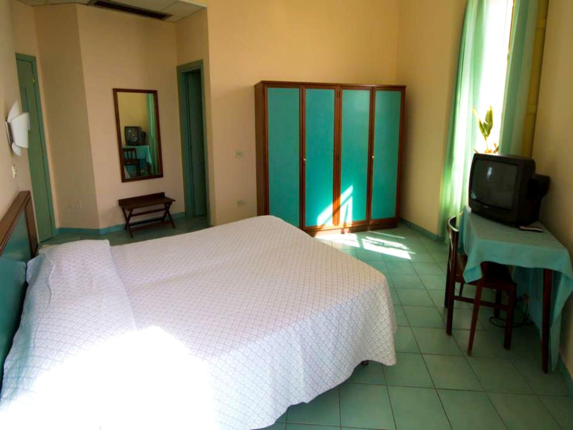 Hotel Serapo Gaeta Kültér fotó