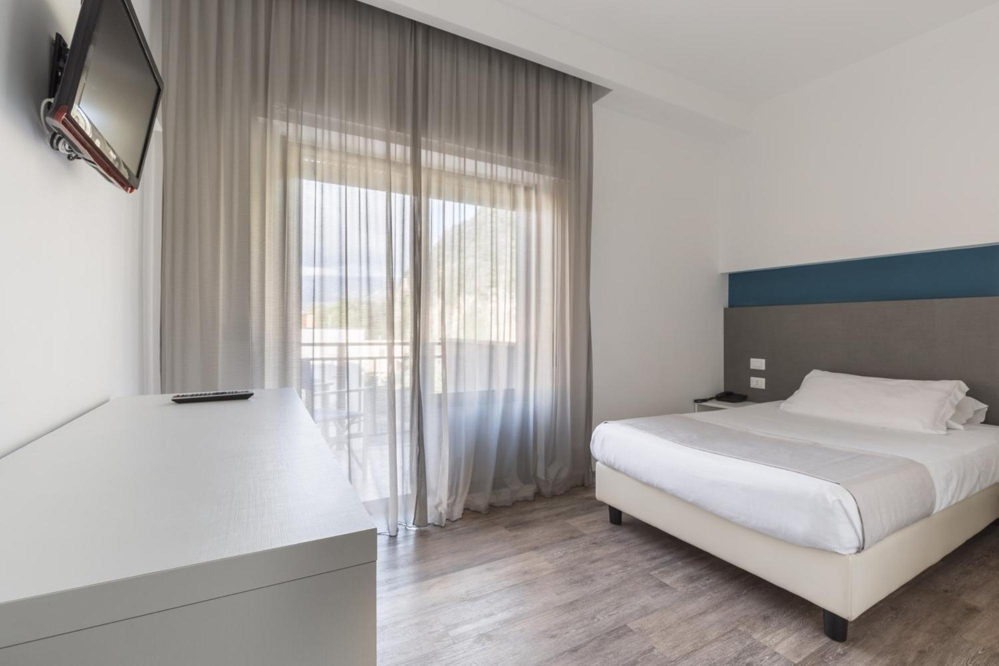 Hotel Serapo Gaeta Kültér fotó