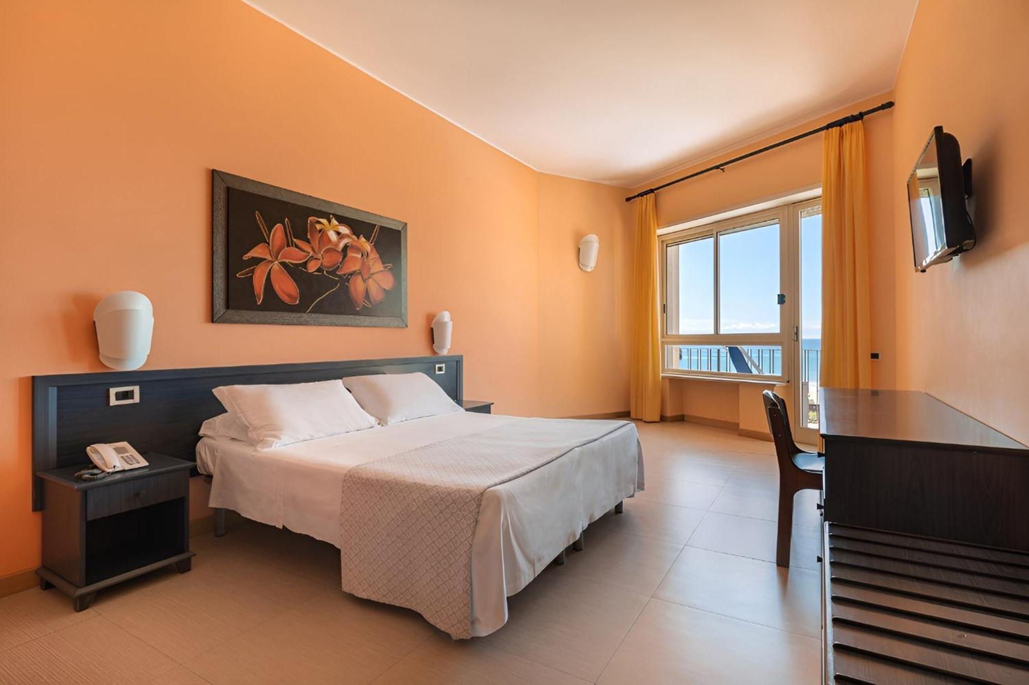 Hotel Serapo Gaeta Kültér fotó
