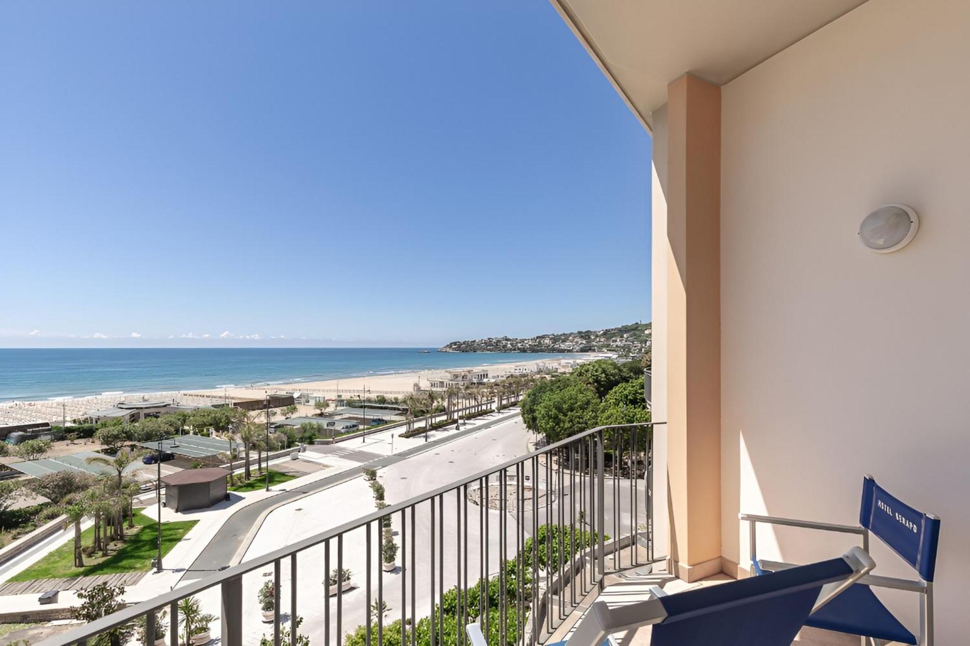 Hotel Serapo Gaeta Kültér fotó
