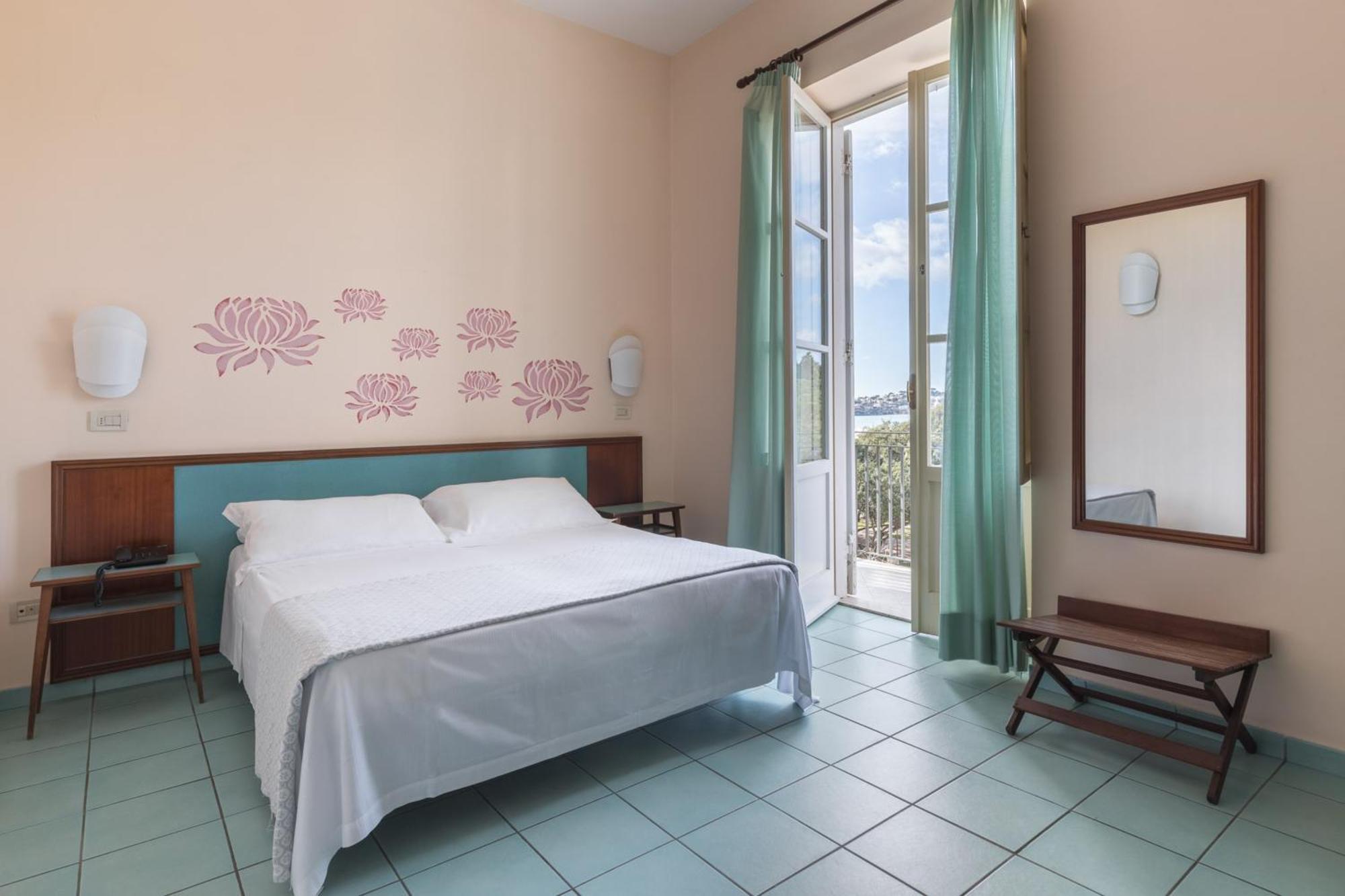 Hotel Serapo Gaeta Kültér fotó
