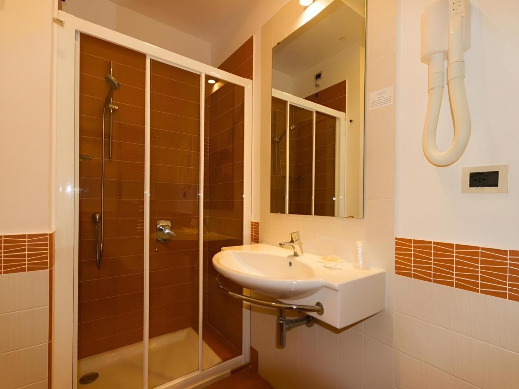 Hotel Serapo Gaeta Kültér fotó